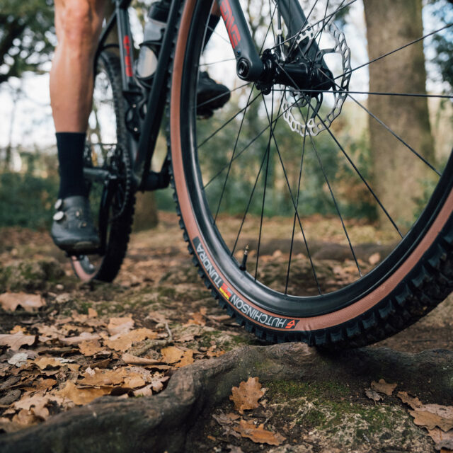 Cubiertas gravel. Foto: Hutchinson Cycling